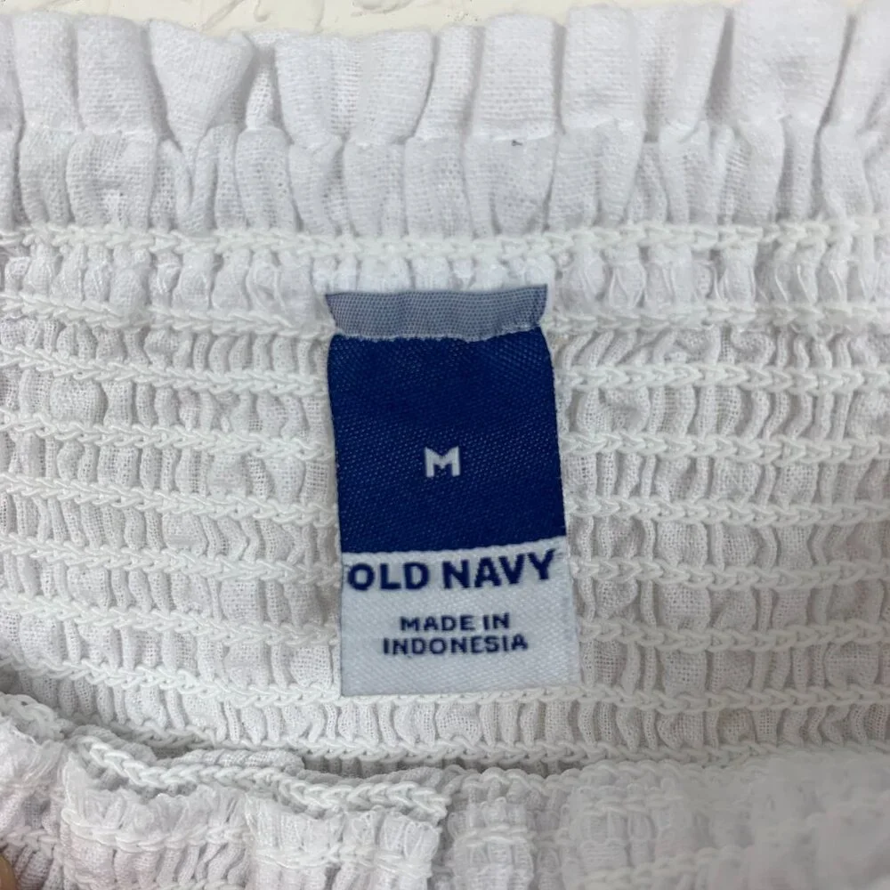 Old Navy Dress Womens Medium White Flutter Sleeve Fit Flare Smocked Mini Short - Picture 4 of 7